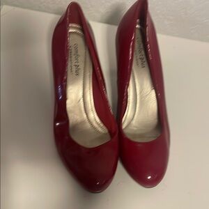 Comfort Plus by Predictions Burgundy Heels